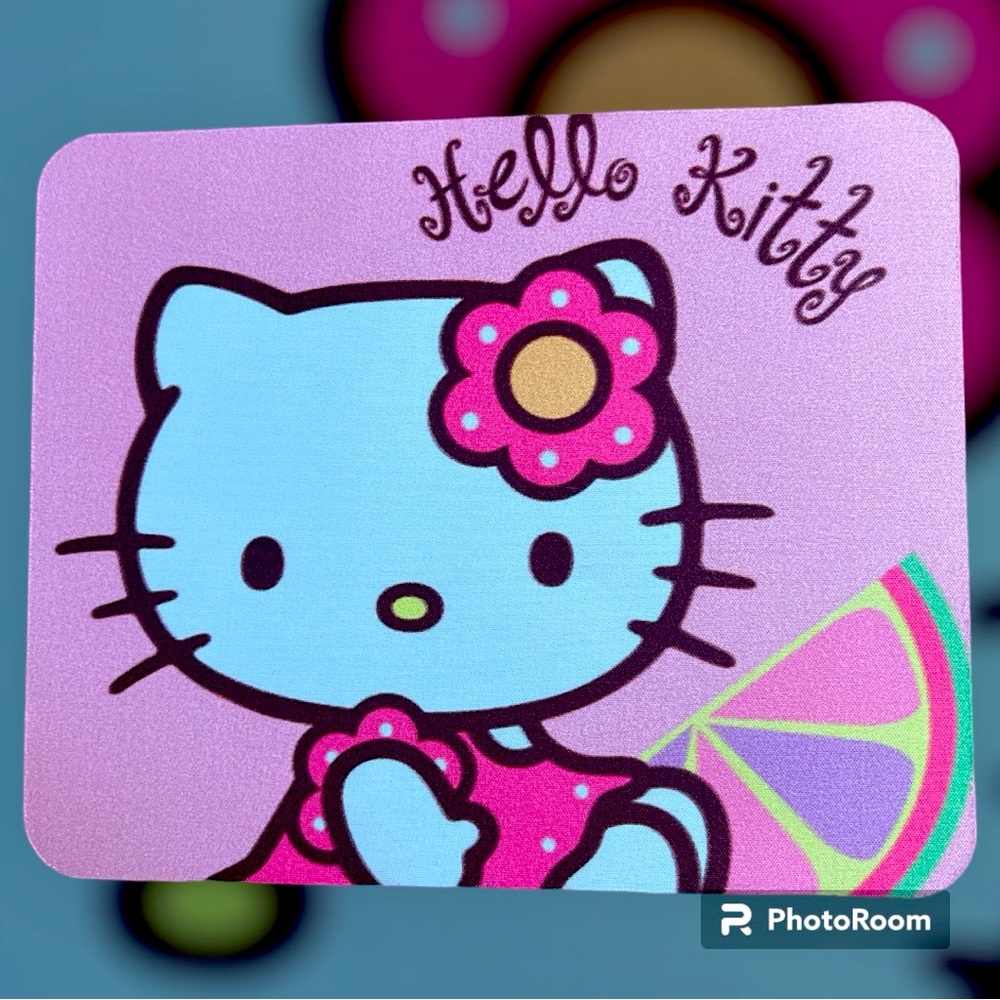 Hello Kitty Mousepad - Picture 2 of 4
